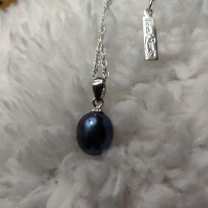 Peacock Black Pearl Necklace